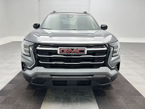 Used 2025 GMC Terrain Elevation w/ Elevation Premium Package image 6