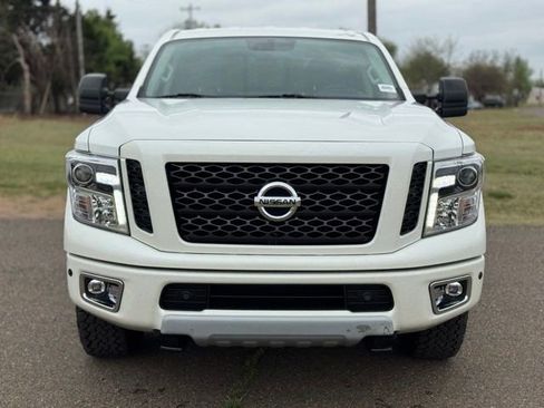 Used 2019 Nissan Titan PRO-4X w/ Pro-4x Utility Package AWD/4WD image 2
