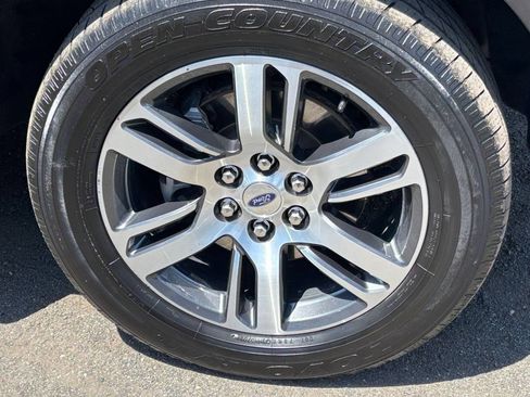 Used 2024 Ford Expedition Max Limited AWD/4WD image 35
