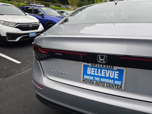 Used 2025 Honda Accord LX image 15