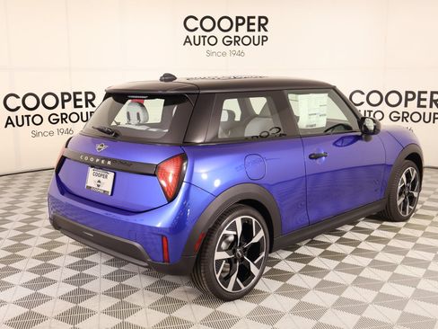 New 2026 MINI Cooper 2-Door Hardtop FWD image 19