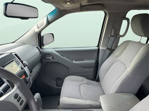 Used 2018 Nissan Frontier SV w/ Value Truck Package image 17