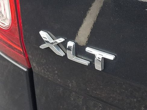 Used 2014 Ford Explorer XLT w/ Equipment Group 201A FWD image 29