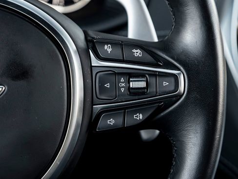 Used 2024 Aston Martin DBX AWD/4WD image 20