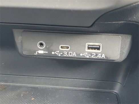 Certified 2024 Subaru Crosstrek 2.0i Premium image 28
