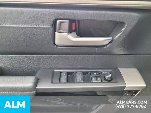 Used 2024 Toyota Tundra Limited image 31