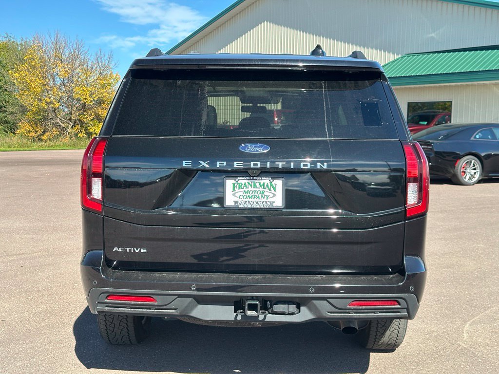 Used 2025 Ford Expedition Active AWD/4WD image 38