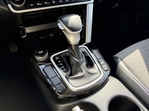 Used 2023 Kia Seltos S image 32