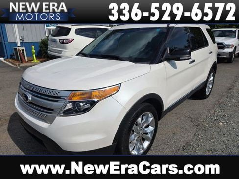 Used 2013 Ford Explorer XLT AWD/4WD image 1