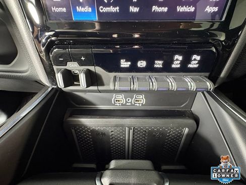Used 2025 RAM 3500 Laramie w/ Night Edition AWD/4WD image 23