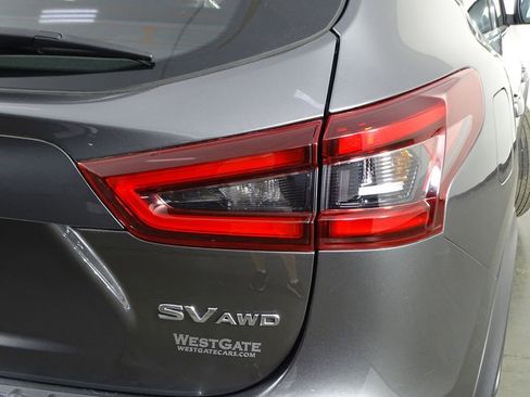 Used 2020 Nissan Rogue Sport SV image 46