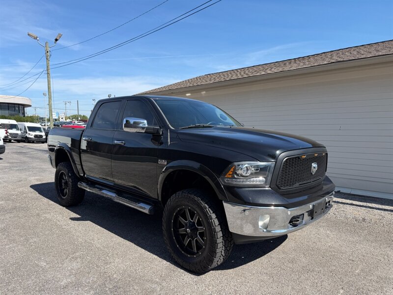Used 2015 RAM 1500 Laramie w/ Convenience Group AWD/4WD image 3