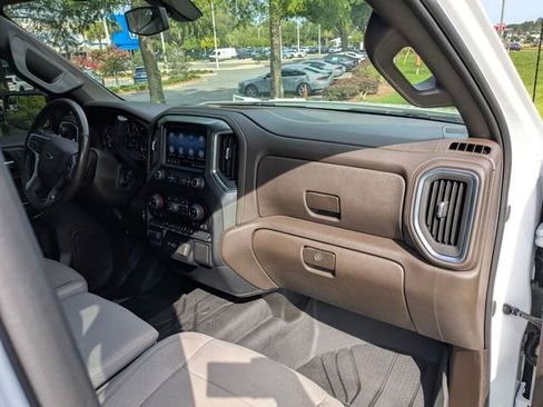 Used 2021 Chevrolet Silverado 1500 RST AWD/4WD image 39