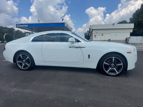Used 2016 Rolls-Royce Wraith RWD image 6