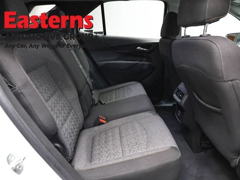 Used 2022 Chevrolet Equinox LT FWD image 22