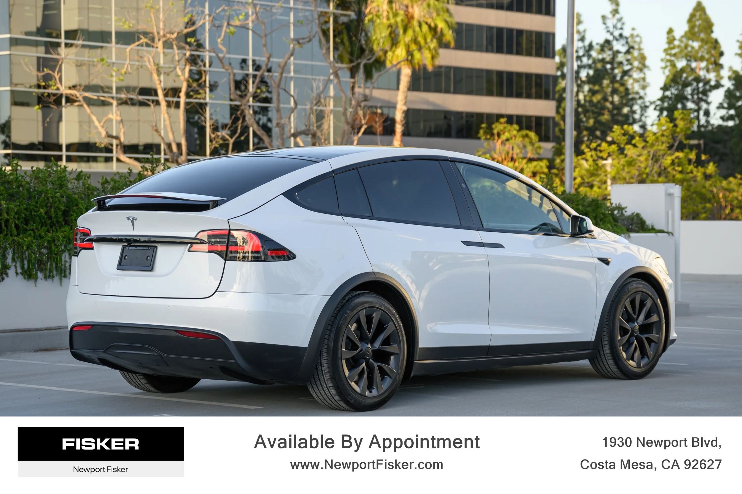 Used 2023 Tesla Model X AWD/4WD image 3