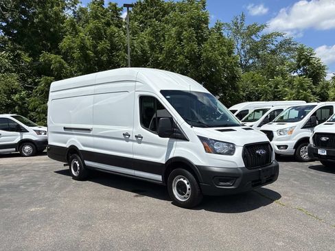 Used 2024 Ford Transit 250 148 High Roof Extended w/ Load Area Protection Package RWD image 3