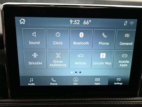 Used 2021 Lincoln Corsair AWD w/ Premium Package image 34