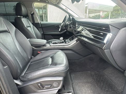 Used 2020 Audi Q7 3.0T Premium Plus AWD/4WD image 28