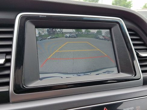 Used 2018 Hyundai Sonata Sport FWD image 3