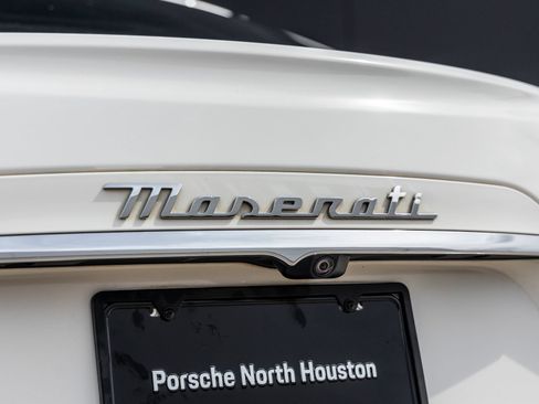 Used 2022 Maserati Ghibli Modena RWD image 13