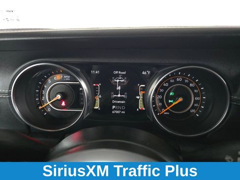 Used 2019 Jeep Wrangler Unlimited Sahara image 33