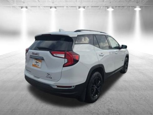 Used 2024 GMC Terrain AT4 w/ Infotainment Package II image 10