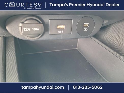 Certified 2025 Hyundai Elantra Blue image 22