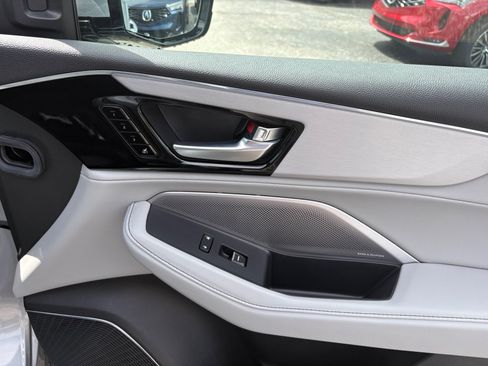 Certified 2026 Acura MDX FWD w/ Technology Package image 28