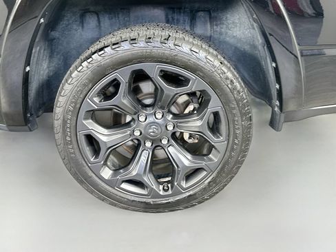 Used 2022 RAM 1500 Limited AWD/4WD image 33