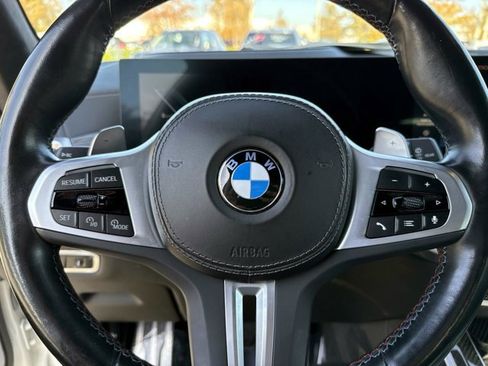 Used 2023 BMW X7 M60i image 33