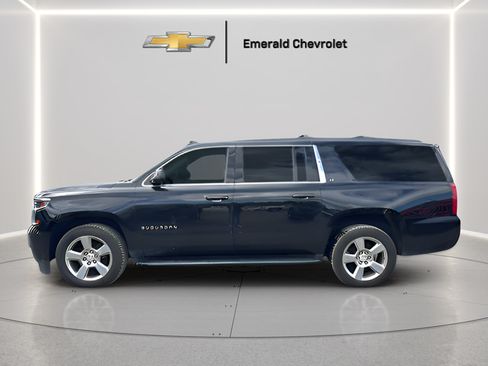 Used 2018 Chevrolet Suburban LT AWD/4WD image 2