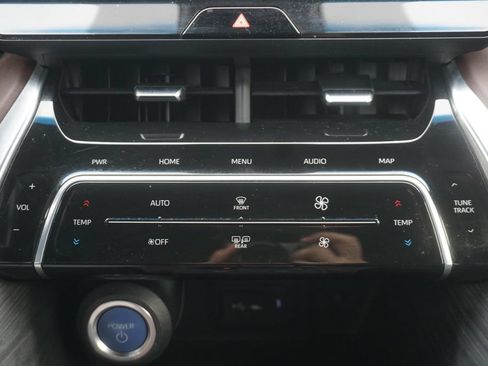 Used 2022 Toyota Venza Limited AWD/4WD image 15