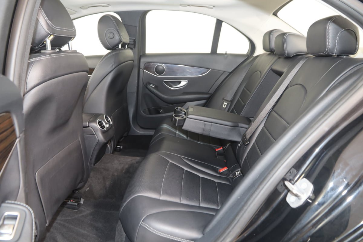 Used 2017 Mercedes-Benz C 300 4MATIC Sedan image 44