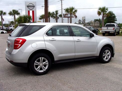 Used 2016 Chevrolet Equinox LS image 3
