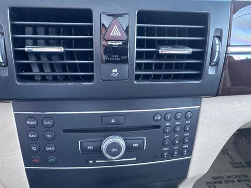 Used 2012 Mercedes-Benz GLK 350 2WD image 26