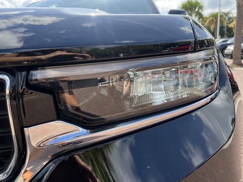 Used 2023 Jeep Grand Cherokee Limited w/ Trailer Tow Prep Group (B) RWD image 6