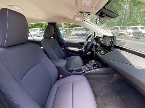 Used 2024 Toyota Corolla LE FWD image 24