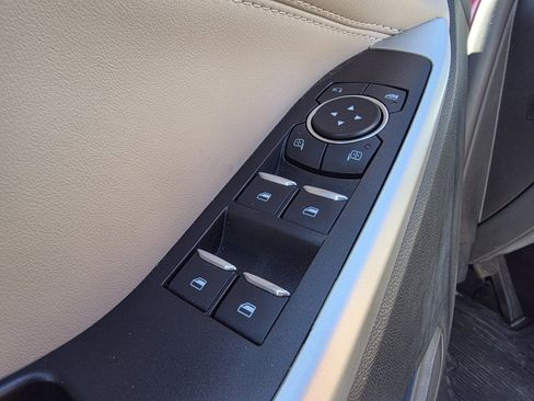 Used 2021 Ford Explorer Limited w/ Class III Trailer Tow Package image 12