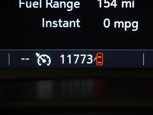 Certified 2023 Chevrolet Blazer LT w/ Driver Confidence Package image 5