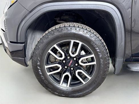 Certified 2022 GMC Sierra 1500 AT4 w/ AT4 Preferred Package image 30