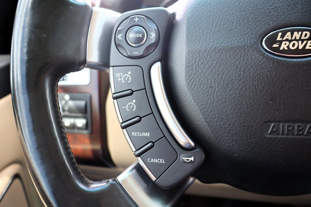 Used 2011 Land Rover Range Rover HSE LUX AWD/4WD image 33