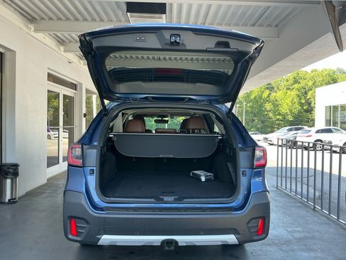 Used 2022 Subaru Outback Touring AWD/4WD image 19