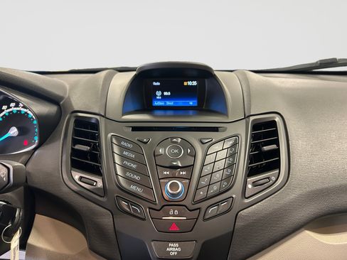 Used 2019 Ford Fiesta SE FWD image 15