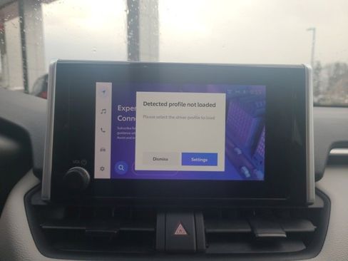 Used 2023 Toyota RAV4 XLE image 28