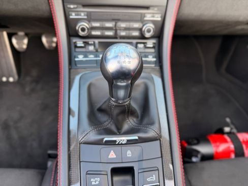 Used 2022 Porsche 718 Boxster Spyder image 19