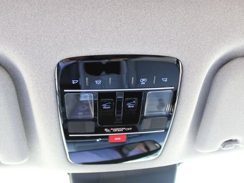 Used 2025 Hyundai Santa Fe Limited AWD/4WD image 26