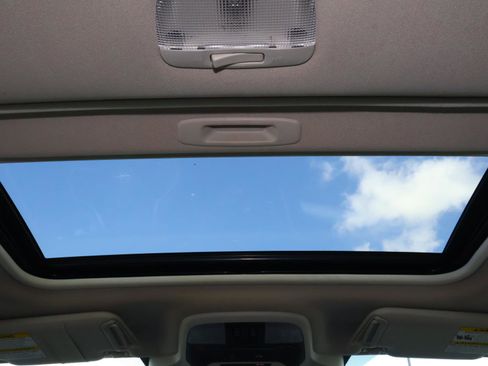 Used 2018 Subaru Crosstrek 2.0i Limited image 12