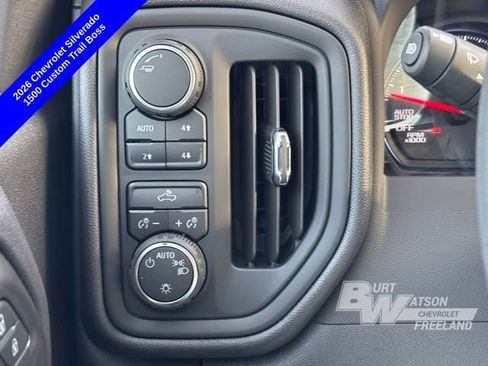 New 2026 Chevrolet Silverado 1500 Custom Trail Boss w/ LPO, Dark Essentials Package image 17