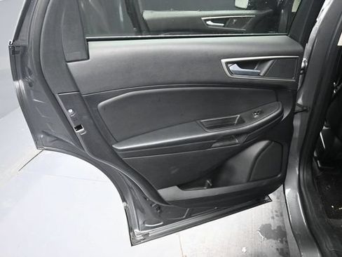 Used 2024 Ford Edge SEL AWD/4WD image 13